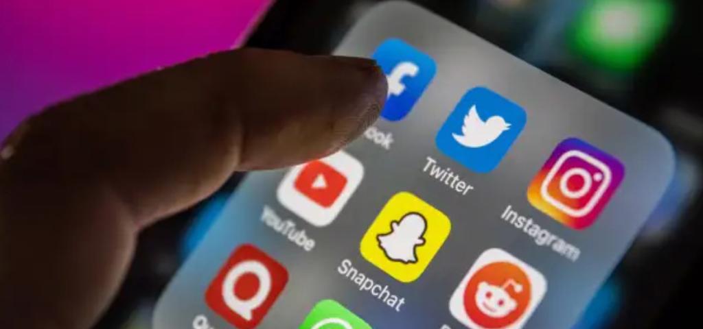 Νέες ρυθμίσεις έρχονται στα κοινωνικά δίκτυα  Νέες ρυθμίσεις έρχονται στα κοινωνικά δίκτυα